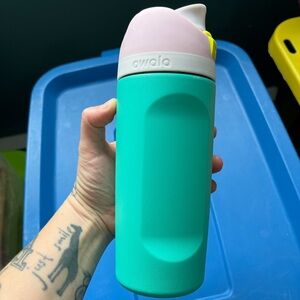 Broken Lid - Owala Teal and Pink Water Bottle 16oz